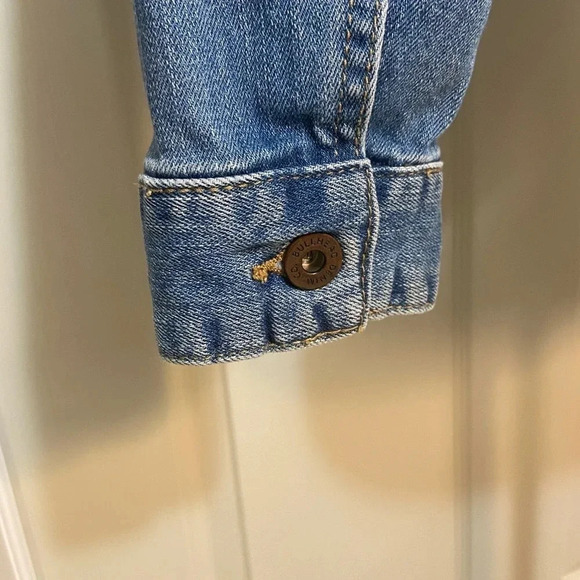 Bullhead button down jean jacket - size L - Picture 4 of 5